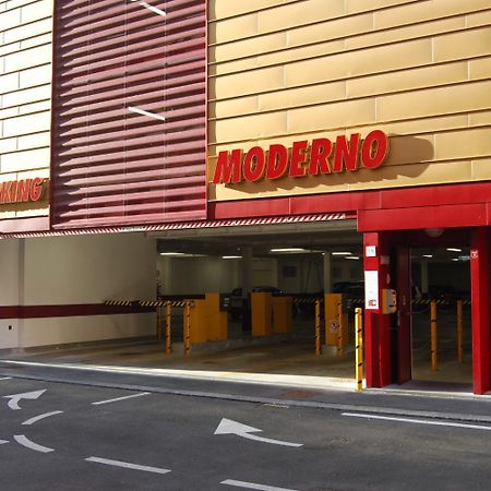 Appartamento Vicino Al Porto, Con Parcheggio Ліворно Екстер'єр фото